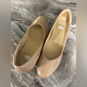 Dr. Scholl's Women's Beige Wedge Pumps